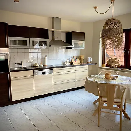 Schoene In Ruhiger Lage Tg Apartamento